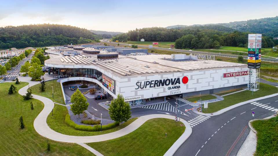 Photovoltaic roof system Supernova Novo Mesto